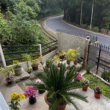 Williams Homestay Kurseong ภายนอก รูปภาพ