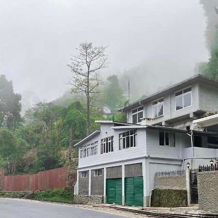 Williams Homestay Kurseong ภายนอก รูปภาพ
