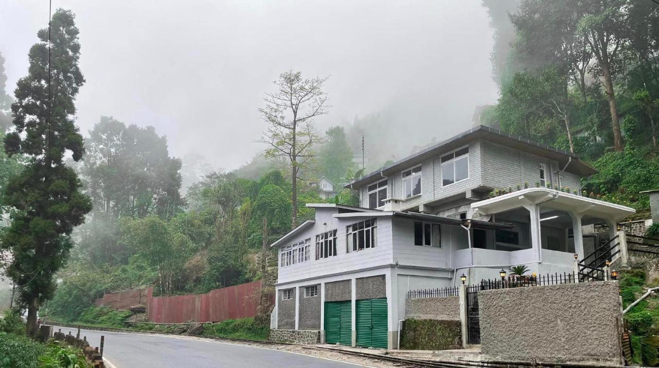 Williams Homestay Kurseong ภายนอก รูปภาพ